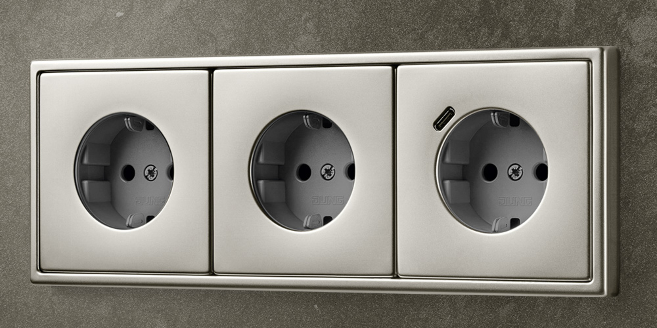 SCHUKO® Steckdosen mit USB bei Salomon Elektrotechnik in Heidelberg